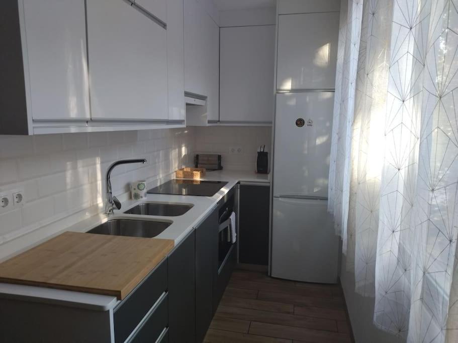 Appartamento Bonito piso cerca de la playa con parking privado Almuñécar Esterno foto